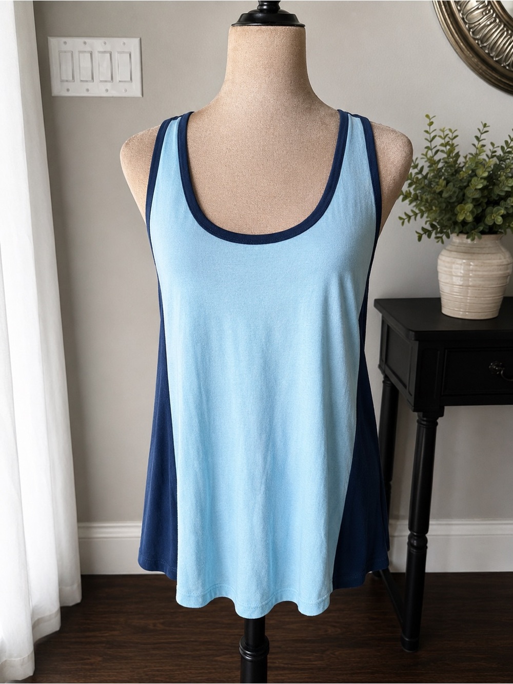 Vince Soft Blue Colorblock Tank Top | Pima Cotton Modal Blend | Medium EUC